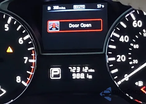 2014 Nissan Pathfinder Sl z USA, uszkodzony, nr VIN 5N1AR2MM8EC605758